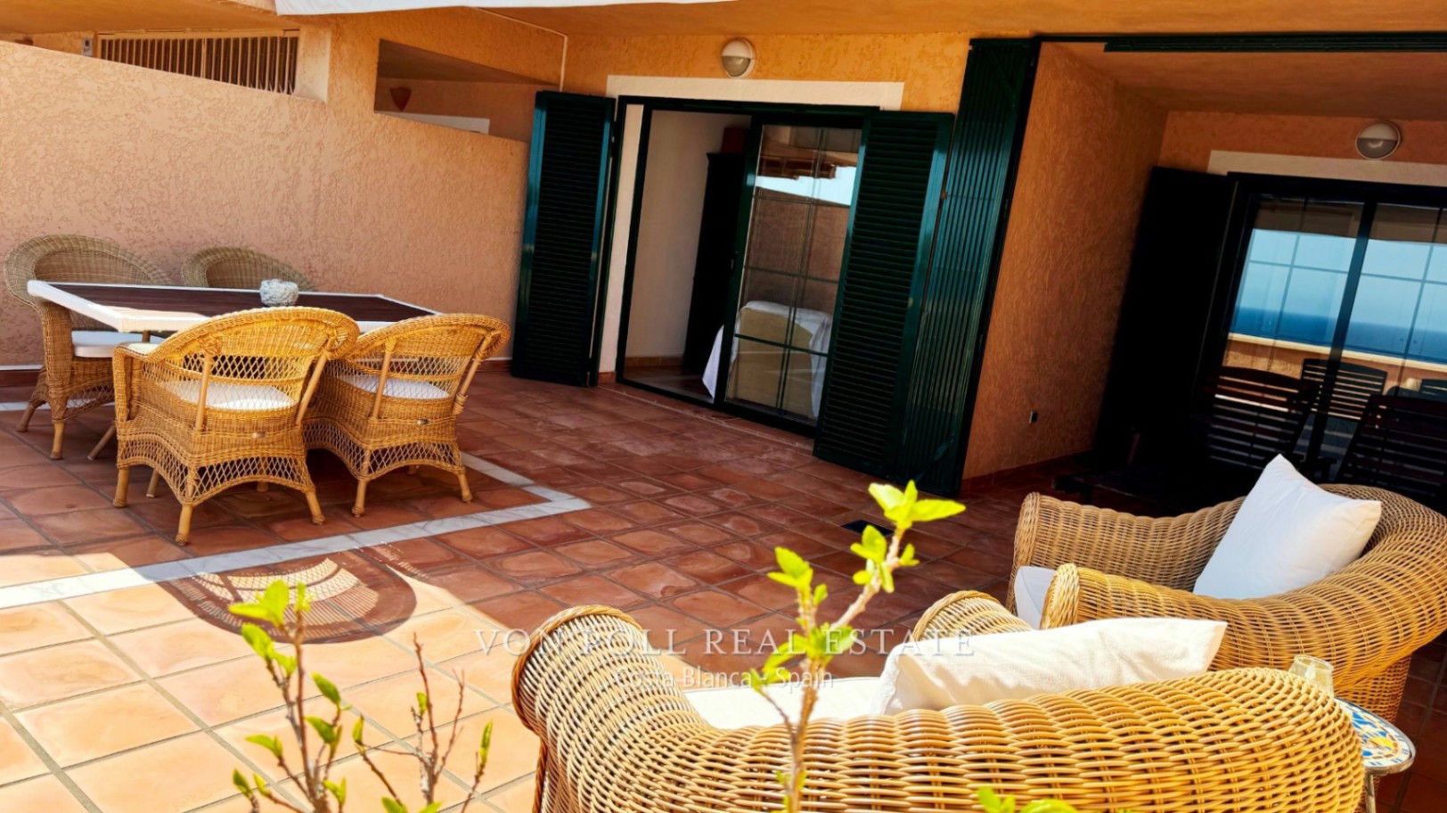 Exklusives Apartment mit Meerblick zu verkaufen in Mascarat, Altea