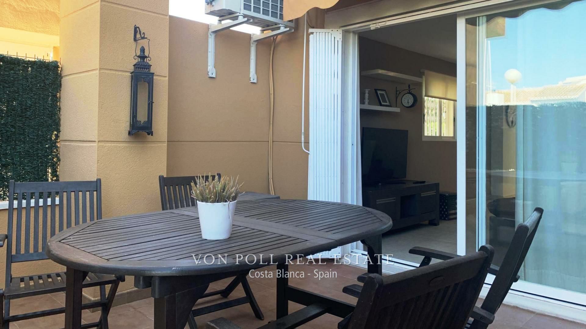 Komplett renovierte Maisonette-Wohnung in Javea