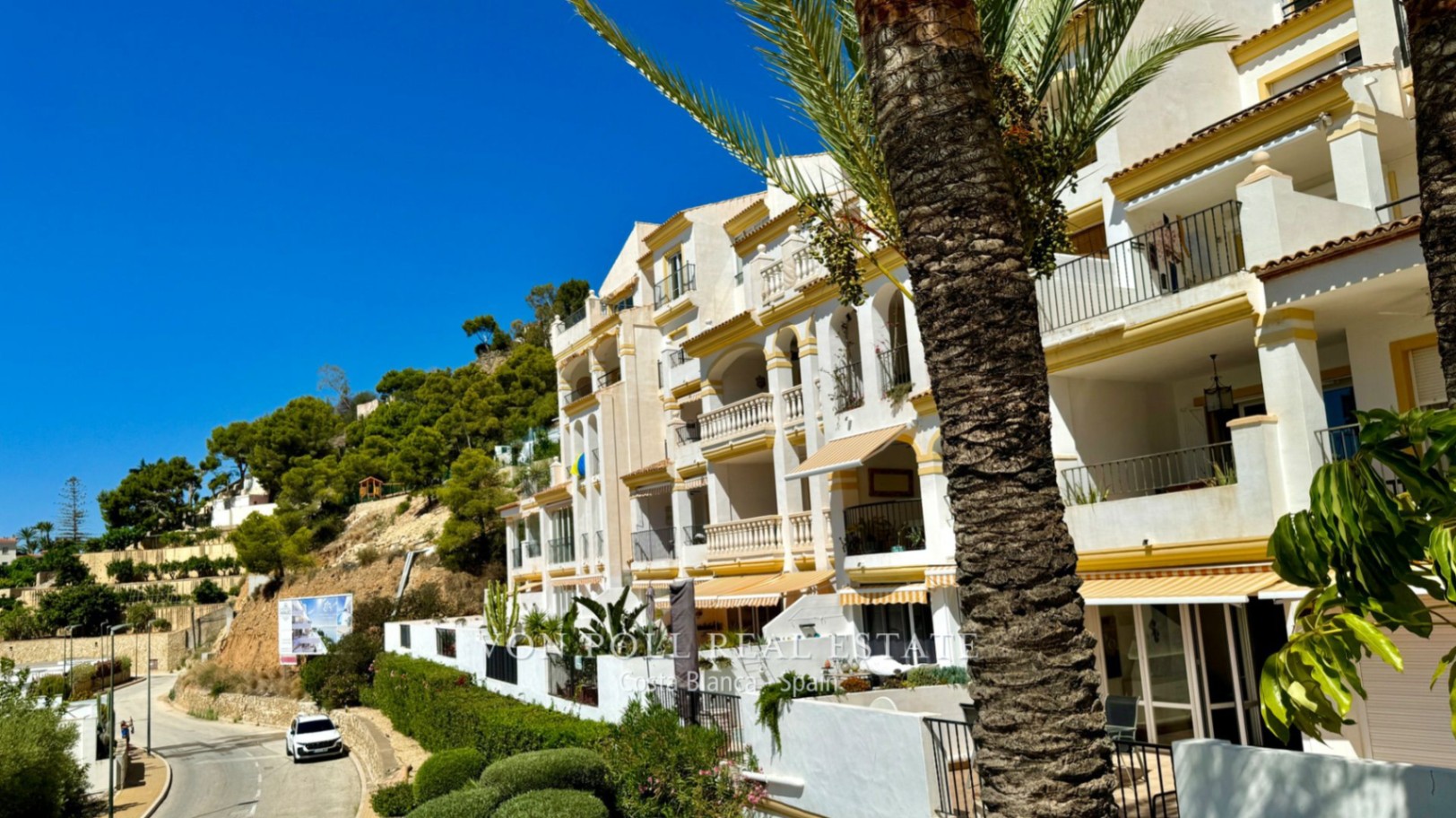 Geräumiges Penthouse mit Meerblick in Altea